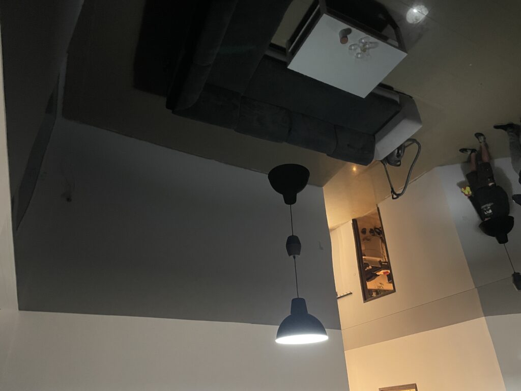 Sufit napinany czarna folia
